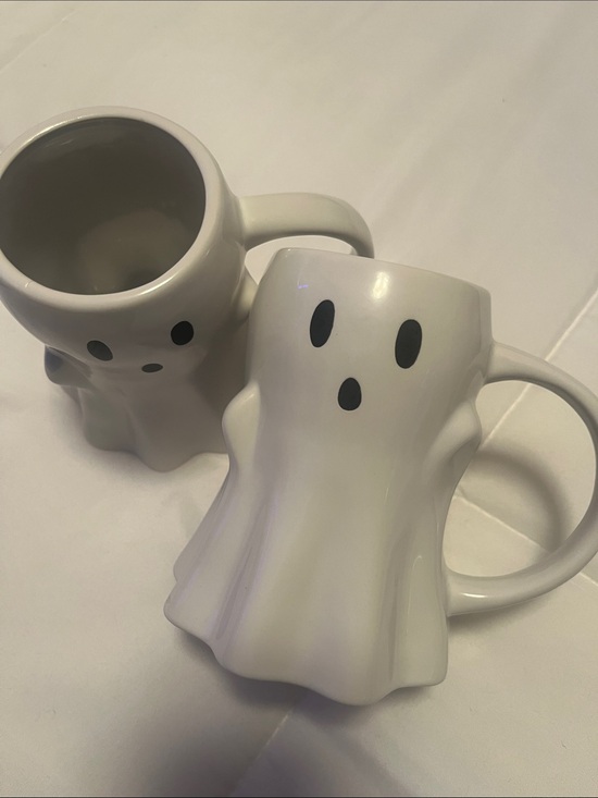 Hyde & EEK! Other - Hyde and EKK! Ghost-Shaped Ceramic Mug - Set of 2 New 👻
